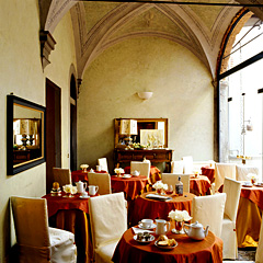 J and J Hotel Florence picture