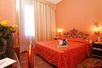 Biasutti Hotel Venice room